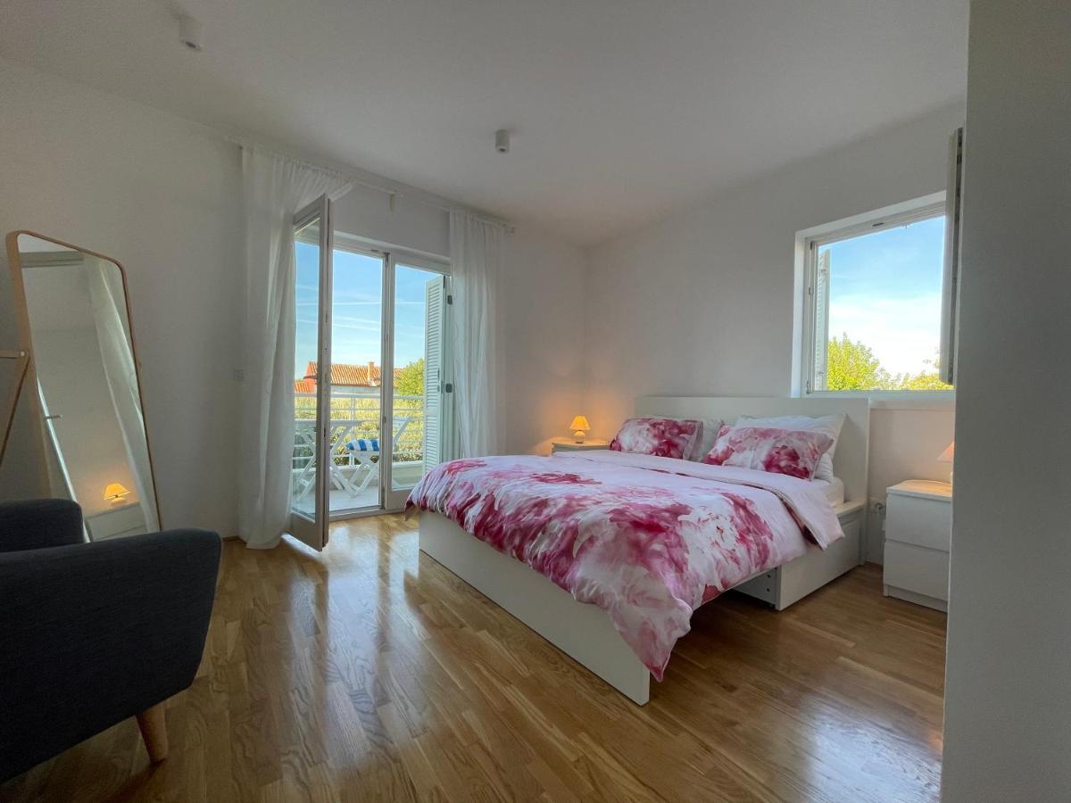 Apartments Mali Ivo Nin Kültér fotó