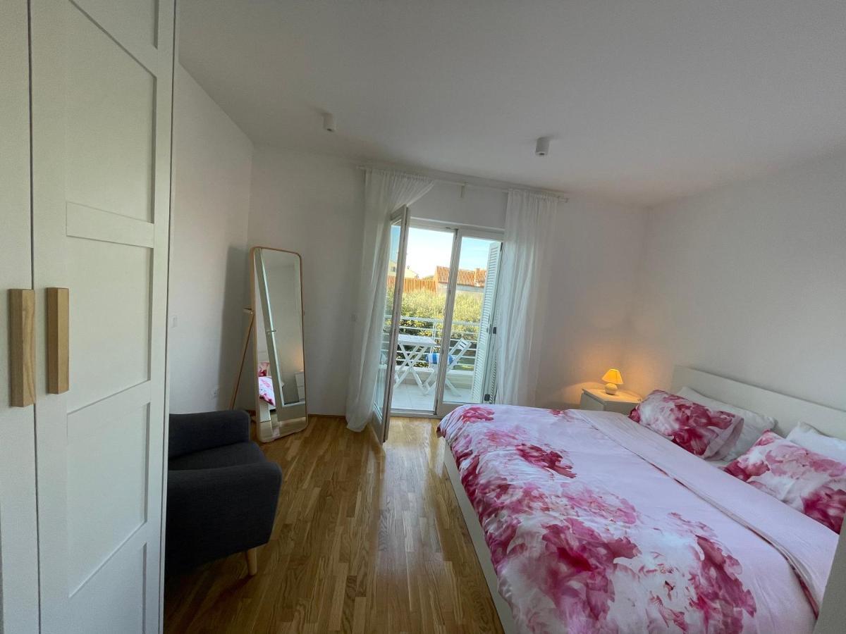 Apartments Mali Ivo Nin Kültér fotó